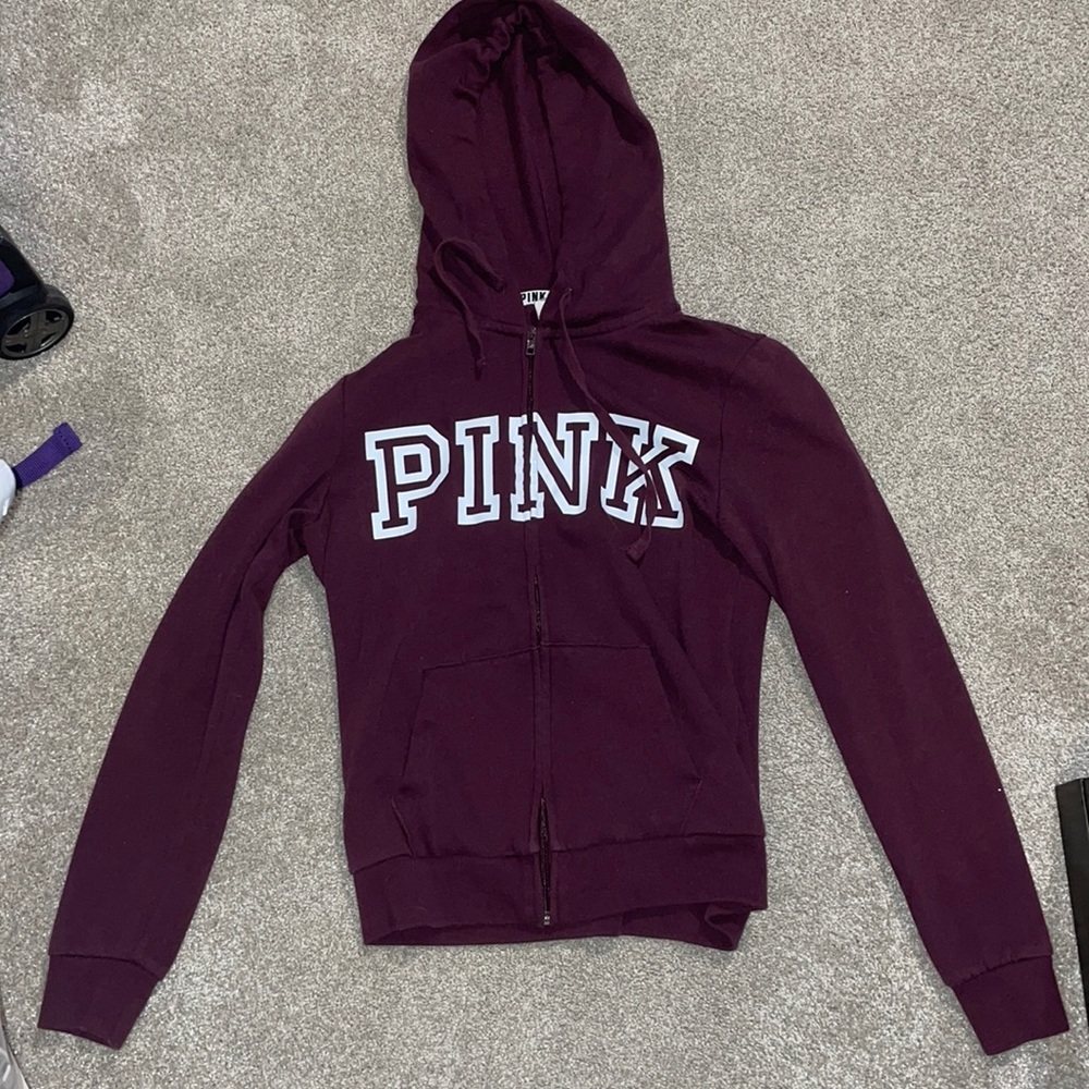 zip up hoodie